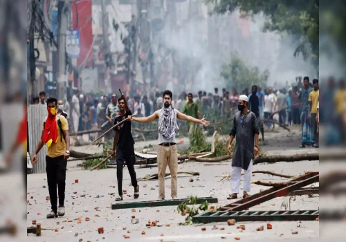 More than 300 Indian Students Return Amid Violent Quota Protests in Bangladesh